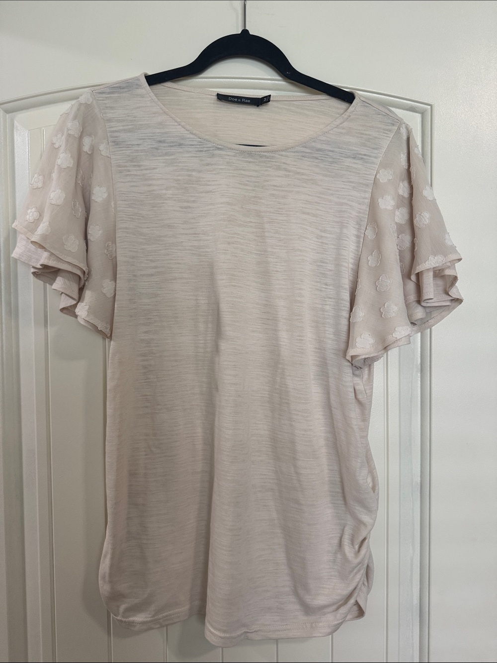 Doe & Rae Light Cream Flutter Sleeve Tee